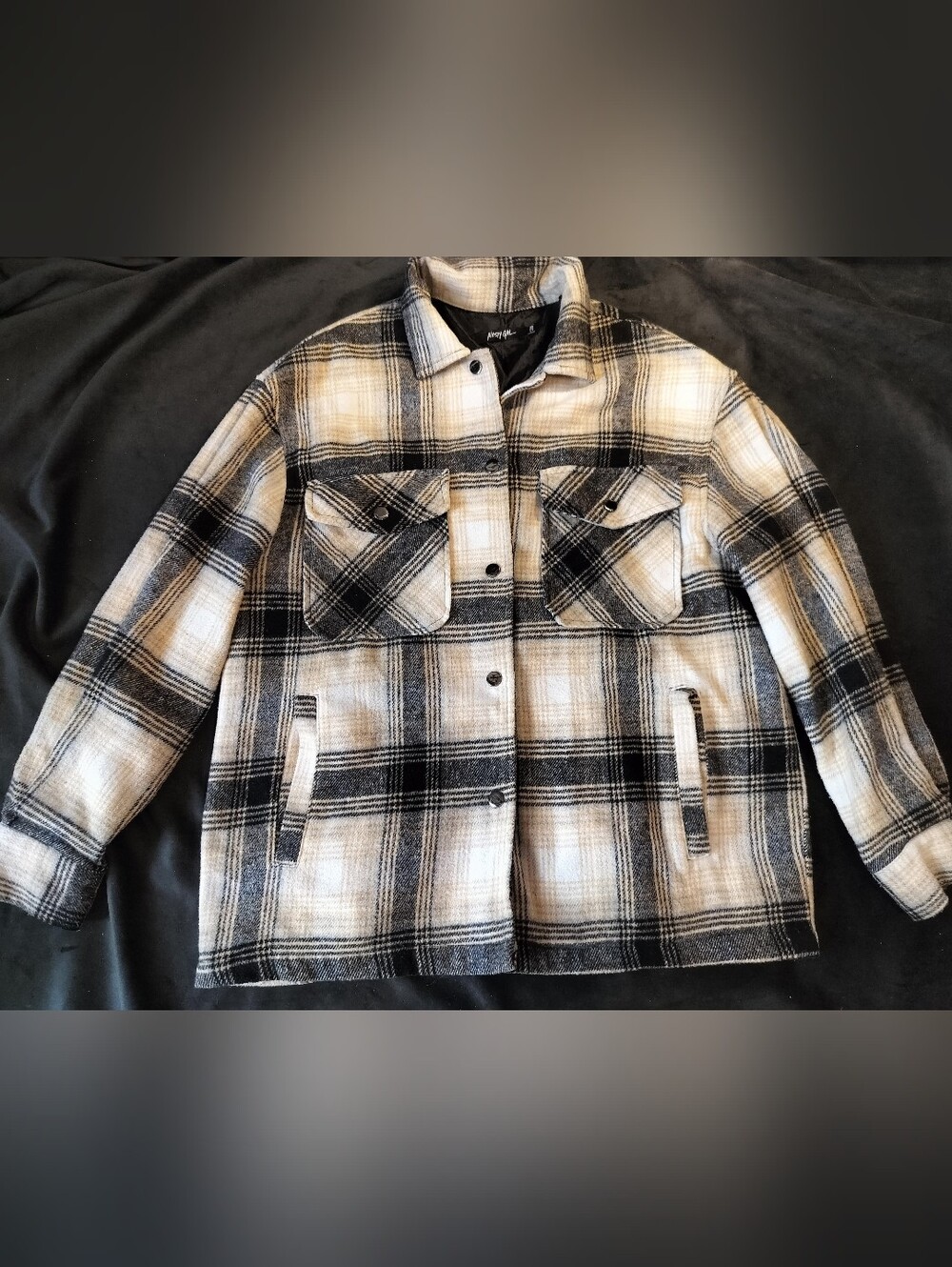 Nasty Gal Oversized Plaid Flannel Shirt Jacket Shacket Black Cream Medium